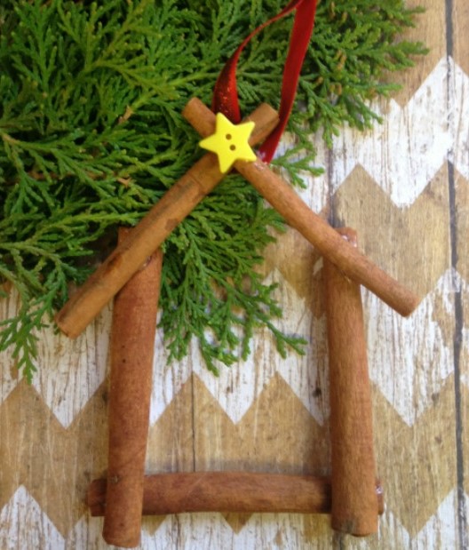 Cinnamon Stick Manger Ornament