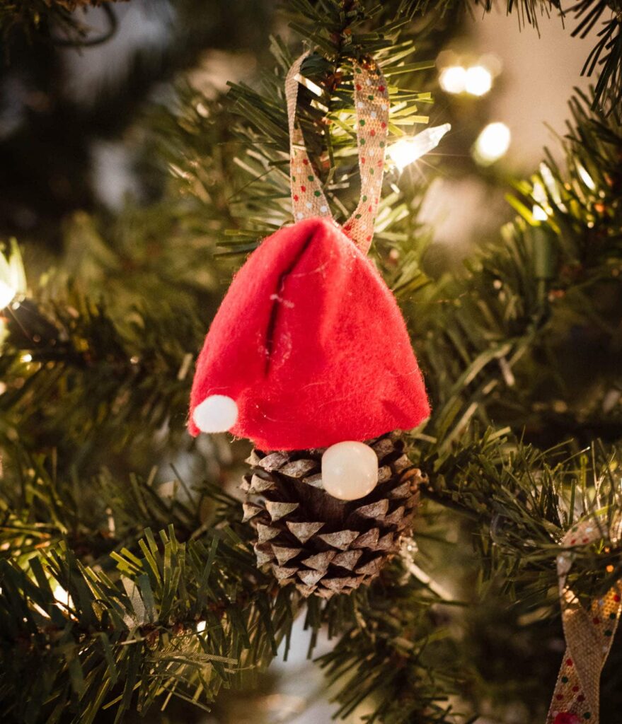 Rustic, farmhousy DIY Pinecone Gnome Christmas Ornaments