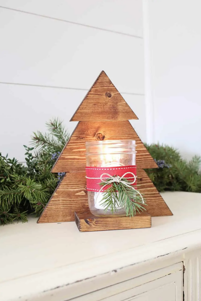 DIY wooden Christmas tree Mason Jar scone
