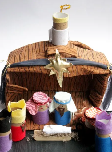 Nativity Craft from Toilet Paper Tubes for kids